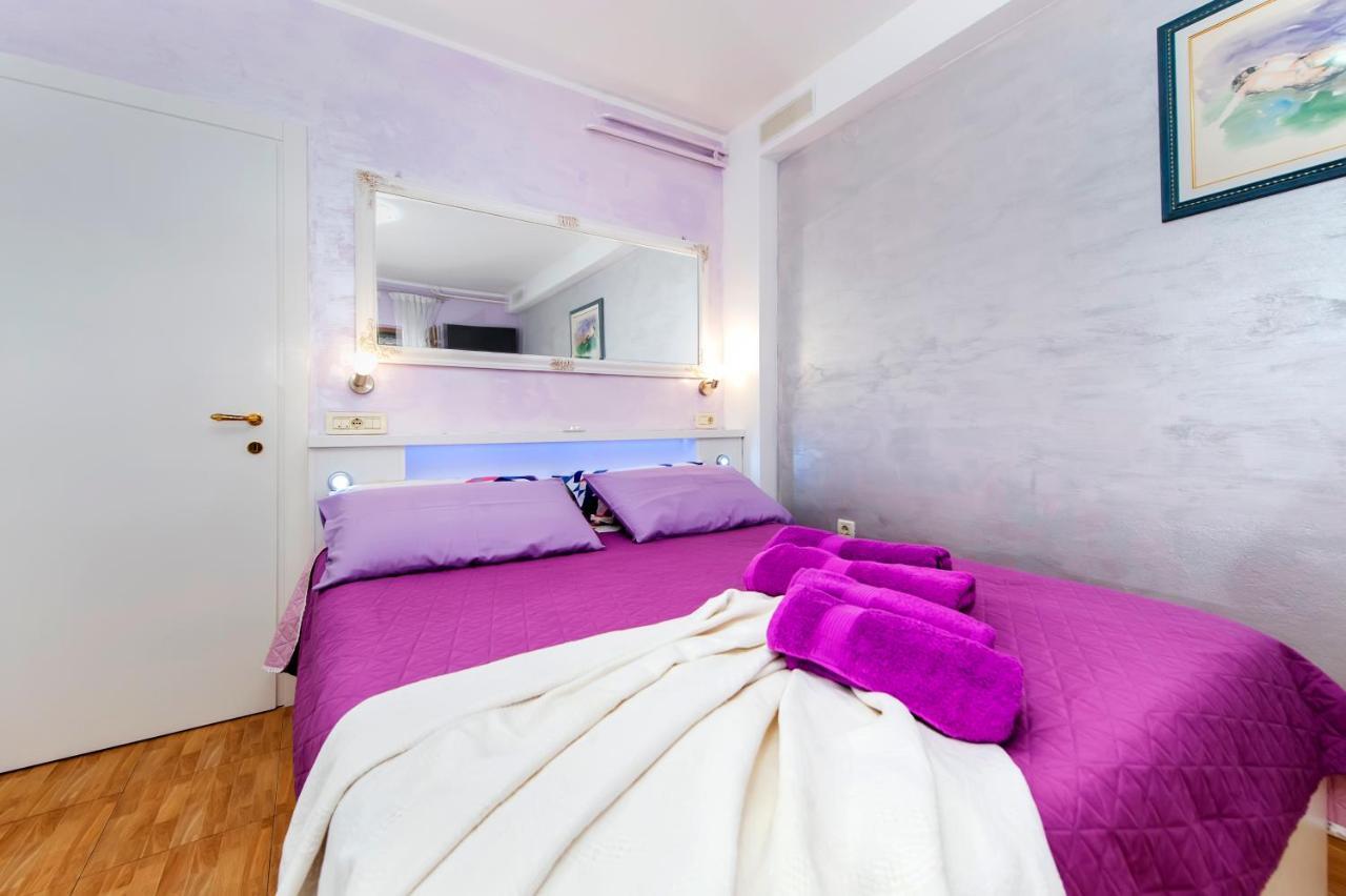 Apartments And Rooms Villa Dea Adults Only Rovinj Exterior photo