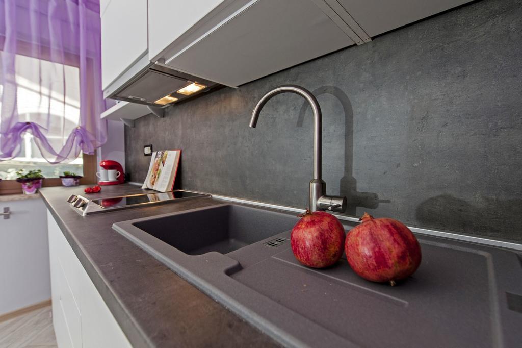 Apartments And Rooms Villa Dea Adults Only Rovinj Exterior photo